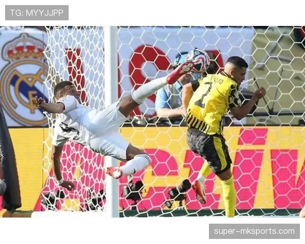 曼联的防守漏洞，源于整体结构而非个人失误