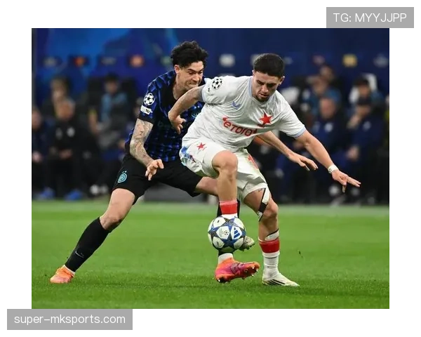 国际米兰战术失衡引内讧：争冠豪强还是纸老虎？