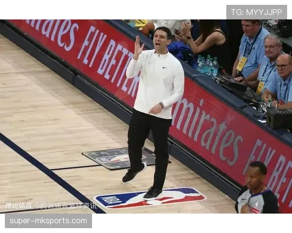 NBA裁判严抓的非法掩护：哪些动作会被吹罚违例？